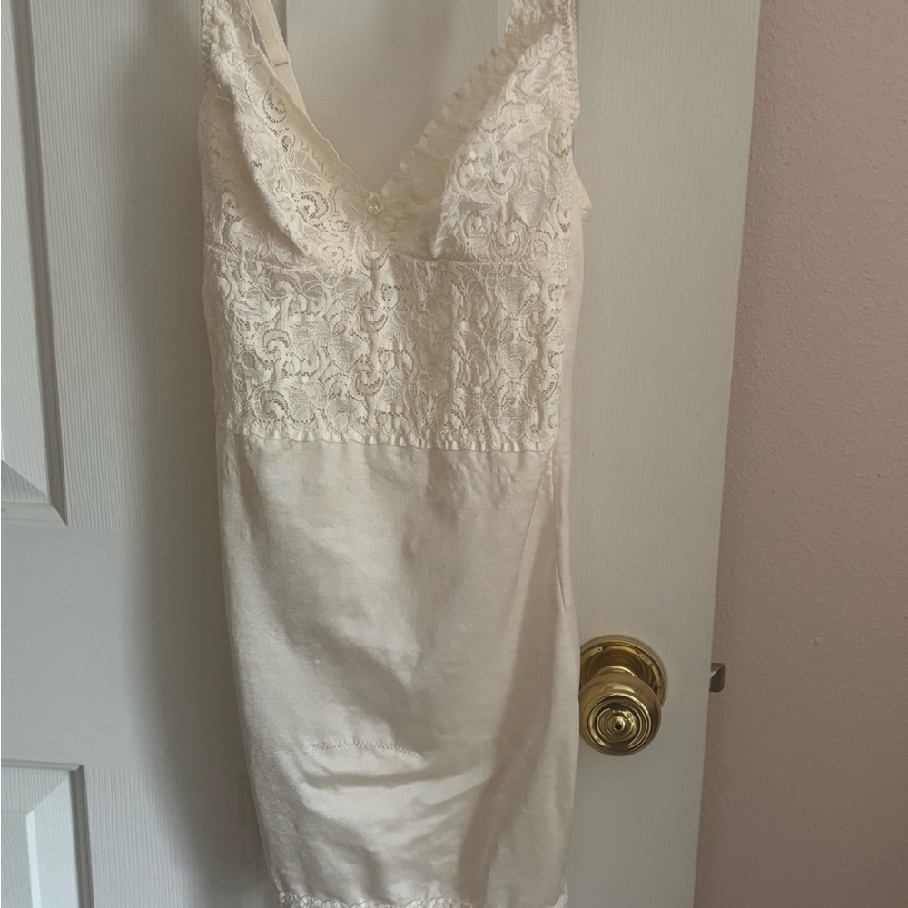 vtg victoria secret shapewear 34 pinup lace trim